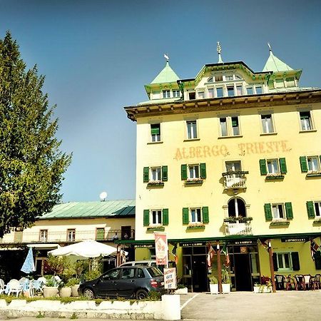 Albergo Trieste Lorenzago Di Cadore Exterior foto